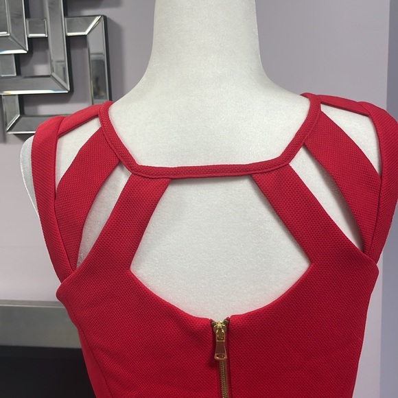 ♡Red Betsey Johnson, dress size 6 - Picture 5 of 6